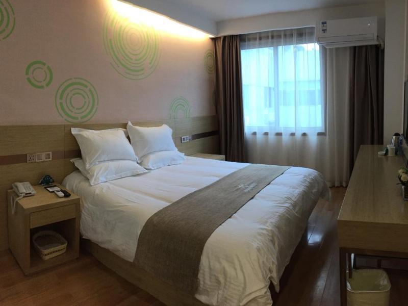 Greentree Inn Xi'An Railway Station Airport Bus Wulukou Subway Station Business Hotel Exterior photo