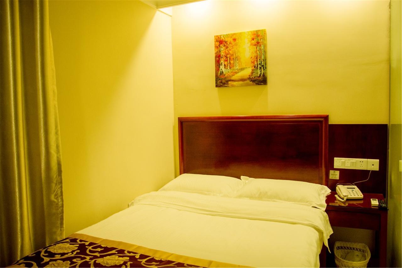 Greentree Inn Xi'An Railway Station Airport Bus Wulukou Subway Station Business Hotel Exterior photo